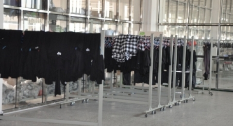 员工服装T恤定制全攻略：高效打造